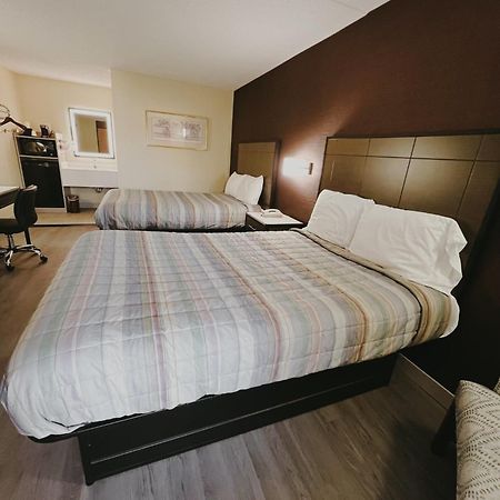 Travel Inn New Castle Airport Екстериор снимка