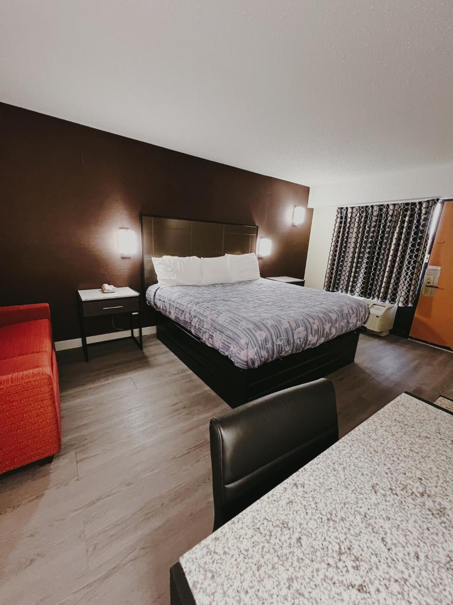 Travel Inn New Castle Airport Екстериор снимка