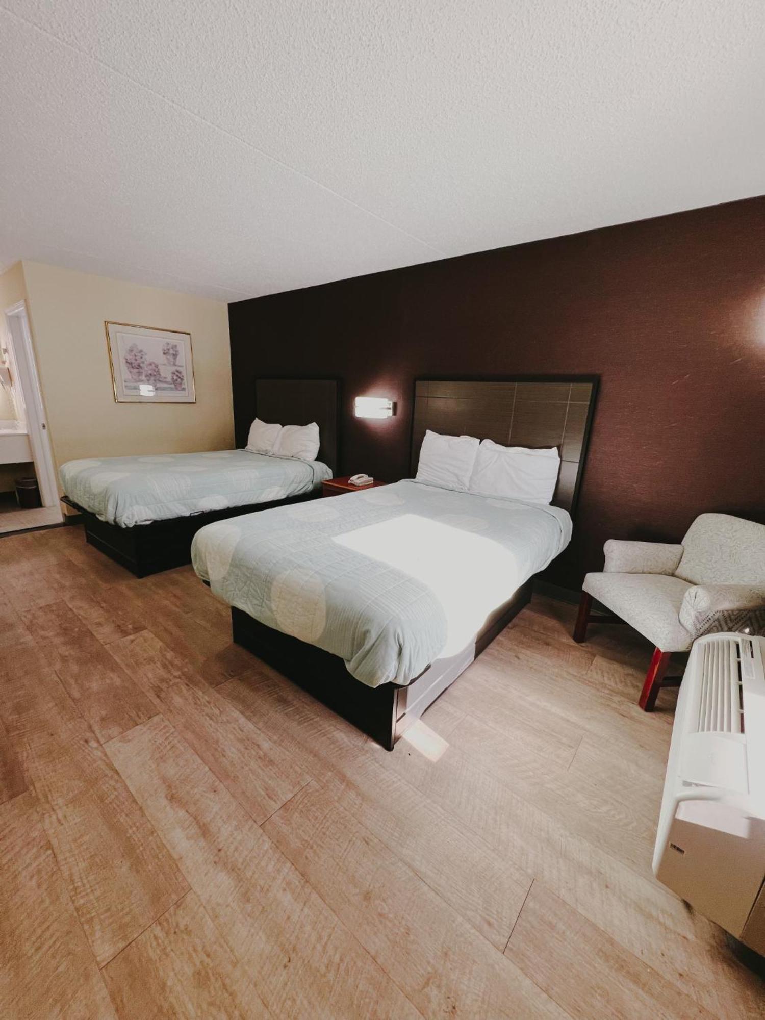 Travel Inn New Castle Airport Екстериор снимка