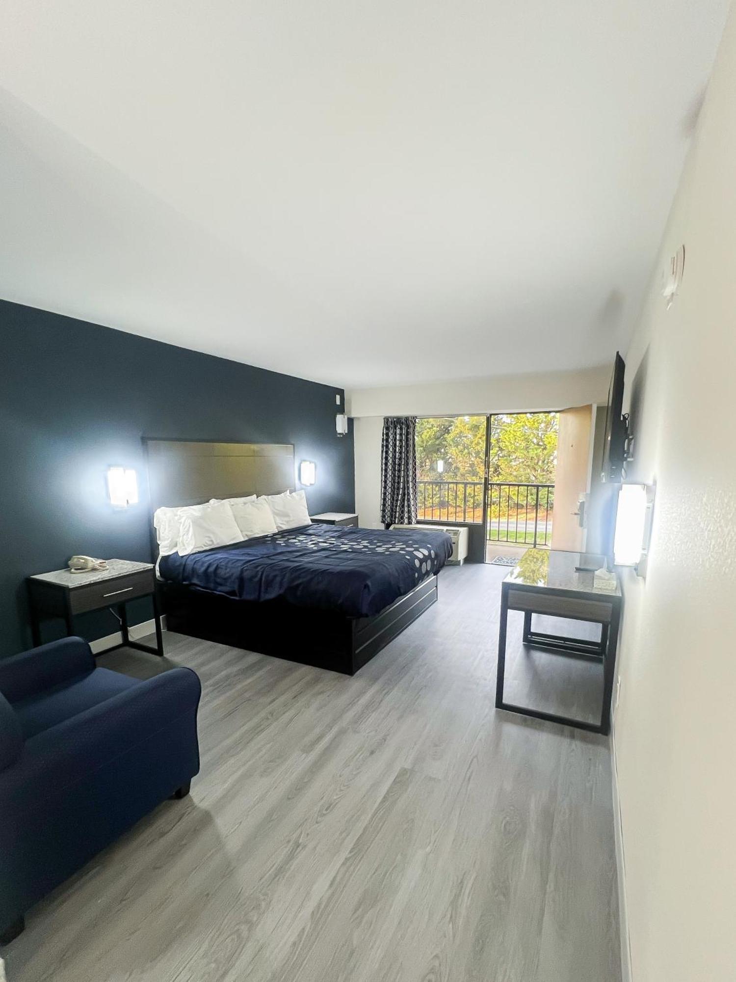 Travel Inn New Castle Airport Екстериор снимка